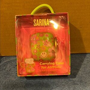 Green and Pink Portable Speaker